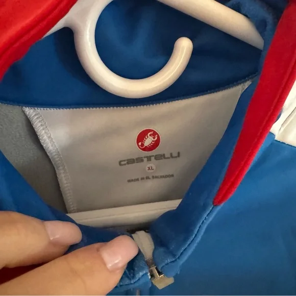 Castelli Blue and White Insulated Cycling Jacket - Picture 7 of 10